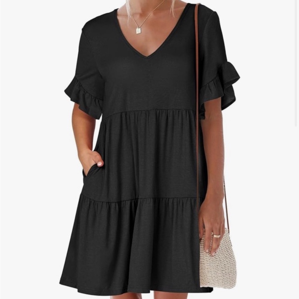 Black short sleeve dress